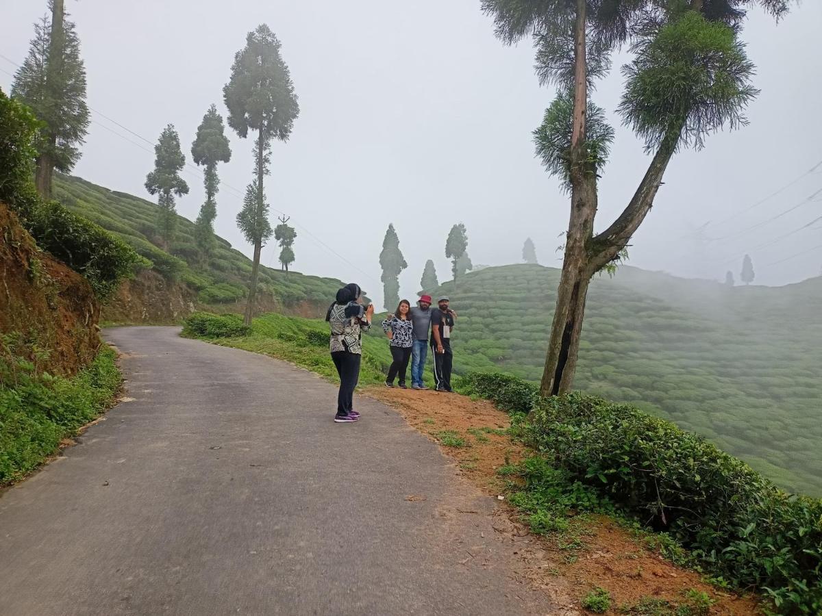 Mirik Theeng'S Homestay מראה חיצוני תמונה